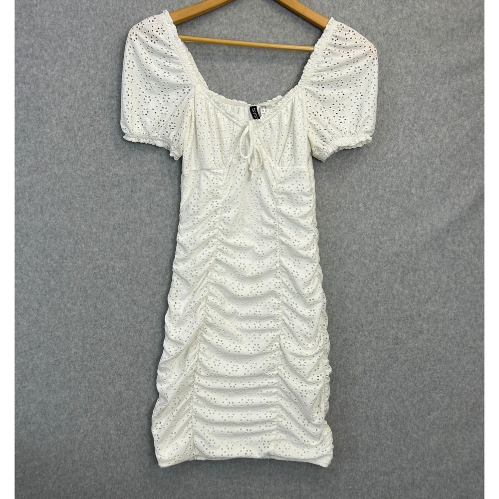 H&M Divided Size XS White Mini Dress Milkmaid Eyelet Lace Ruched Puff Sleeve